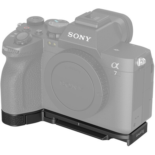 פלטת הרכבה תחתונה SmallRig עבור Sony a7R V ו-a7 IV (גרסה 2)