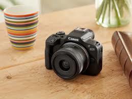 מצלמה דיגיטלית CANON EOS R100 + עדשה 18-45