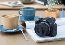 מצלמה דיגיטלית CANON EOS R100 + עדשה 18-45