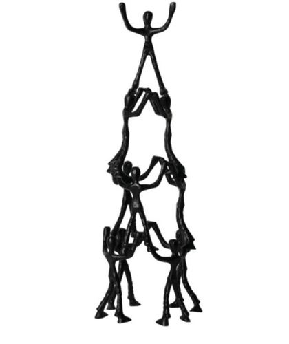 פסל מגדל אנשים אלומיניום צבוע בשחור Tower of Humans