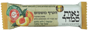 חטיף משמש עם אגוזי לוז ושומשום מלא - נאות סמדר