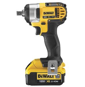מפתח בוקסות DEWALT 4AH 18V