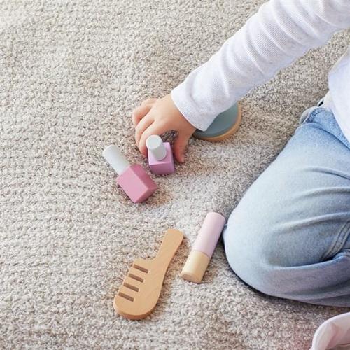 תיק איפור מעוצב עם 12 אביזרים מעץ מלא למשחקי דמיון