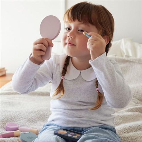 תיק איפור מעוצב עם 12 אביזרים מעץ מלא למשחקי דמיון