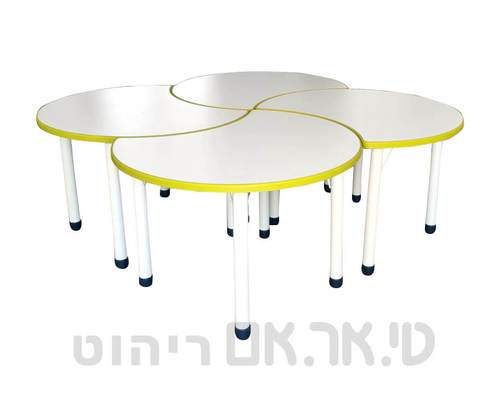 שולחנות סהר עם קנט ירוק