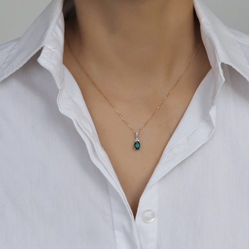 שרשרת ותליון בלו טופז ויהלומים מזהב 14K