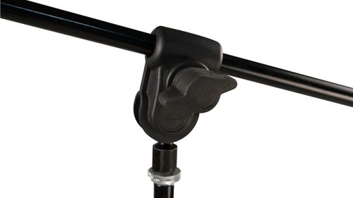 זוית נוספת Ultimate Support MC-40B Pro Short Mic Stand