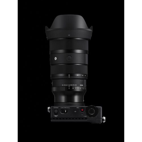 עדשה SIGMA 28-45mm F1.8 DG DN