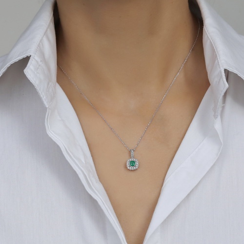 שרשרת ותליון אמרלד ויהלומים מזהב 14K