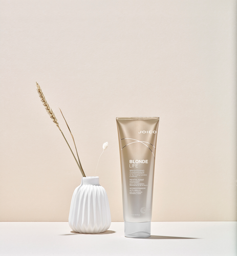 מרכך מבהיר לשיער בלונד Brightening Conditioner - גודל 1 ליטר