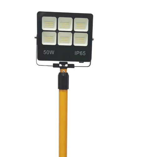 תאורת הצפה 50W QUEEN עם חצובה דגם SM-NT1CP/1X50DL