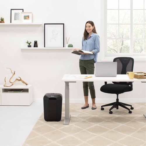 מגרסת נייר Fellowes LX70 שחורה