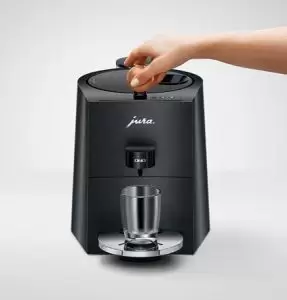 מכונת קפה יורה JURA Ono שחורה + 6 ק