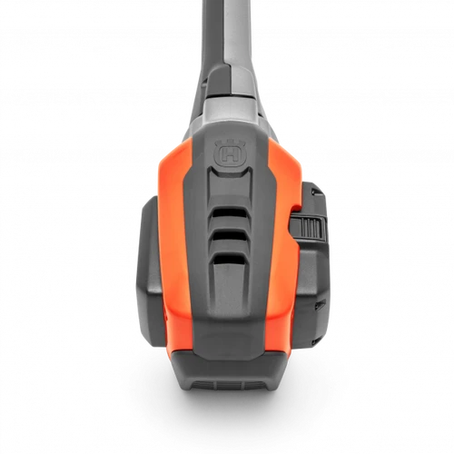 חרמש נטען מבית Husqvarna דגם 215iL
