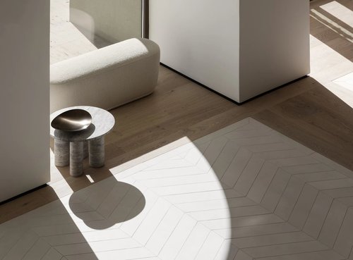 שולחן צד עגול Travertine Silver VOLOS