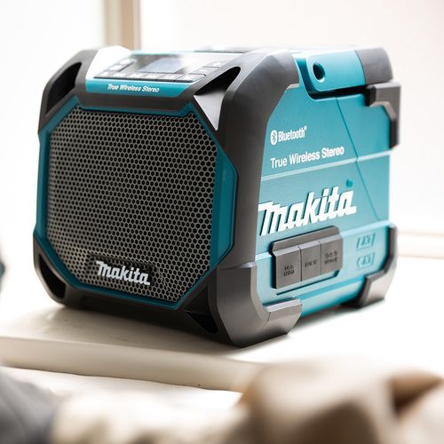 רמקול מגבר בלוטוס AC/18V חשמלי/נטען MAKITA DMR203Z מקיטה
