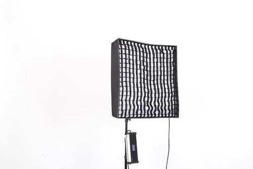 סופטבוקס וגריד לפנסי תאורה Falcon Eyes RX24