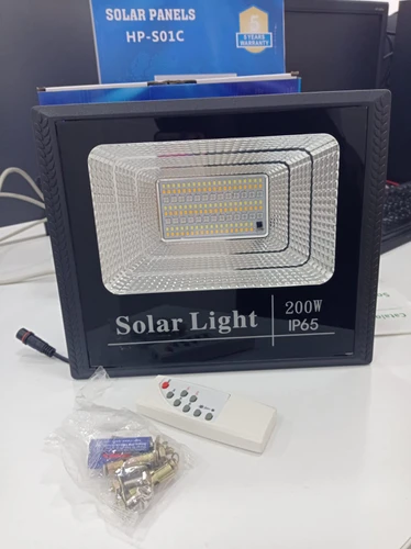 פרוז'קטור סולארי 200W צבעוני עם חיבור לאפליקציה