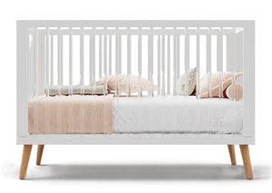 מיטת תינוק מעץ בוק עם מוטות מיטה שקופים ו 3 מצבי גובה למזרן דגם כלנית (לבן/טבעי)