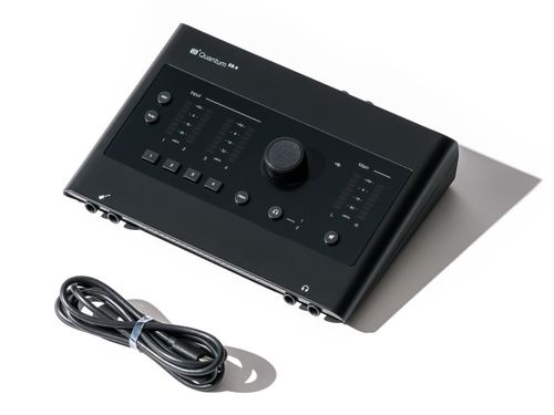 זוית נוספת PreSonus Quantum ES 4 USB-C Audio Interface