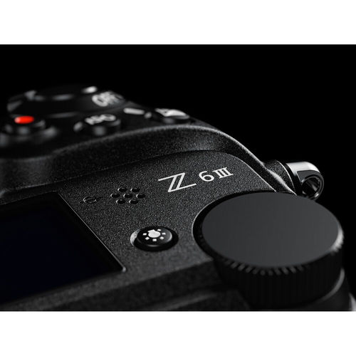 מצלמה Nikon Z6 III Body - גוף בלבד