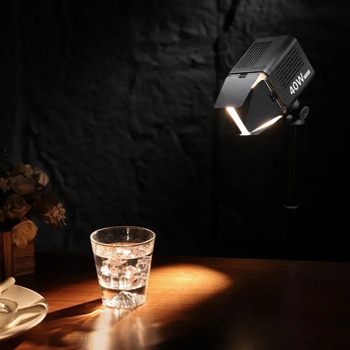 Ulanzi 4-Leaf Barndoors בחיבור Mini-Bowens Mount