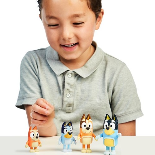 4 דמויות בלואי והמשפחה