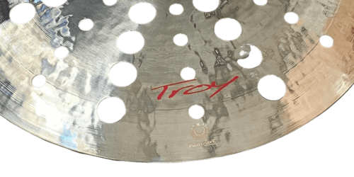 מצילת קראש עבודת יד עם חורים 