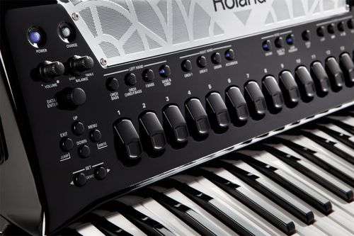 זוית נוספת Roland FR-8x V-Accordion