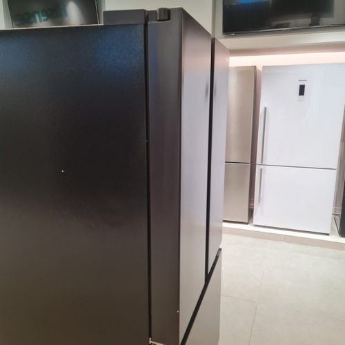 מקרר 3 דלתות דגם RT102B הייסנס HISENSE