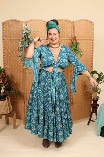 עליונית שפע plus size