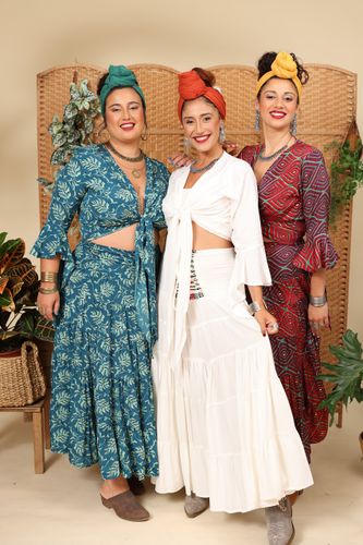 חצאית שופעת plus size