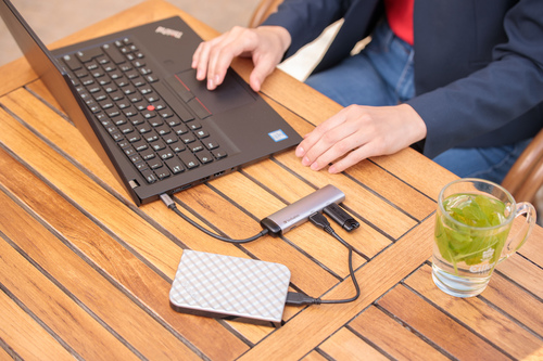 VERBATIM USB-C™ MULTIPORT HUB USB 3.1 GEN1 / U3.0 / HDMI