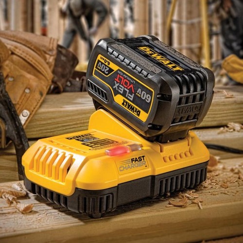 מטען מהיר DeWalt 18V/54V דגם DCB118
