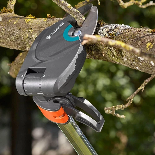 מזמרת גבהים עד 3.5 מטר מבית Gardena גרמניה, 25 שנות אחריות!