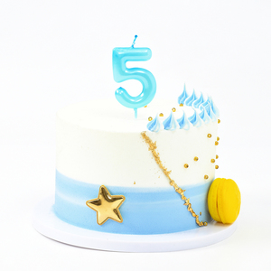 נר מספר 5 - תכלת