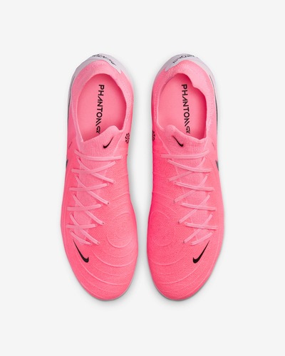 נעלי כדורגל חצי מקצועיות Nike Phantom GX II Pro