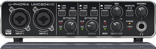 Behringer UMC204HD כרטיס קול