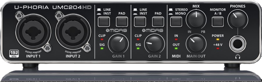 Behringer UMC204HD כרטיס קול