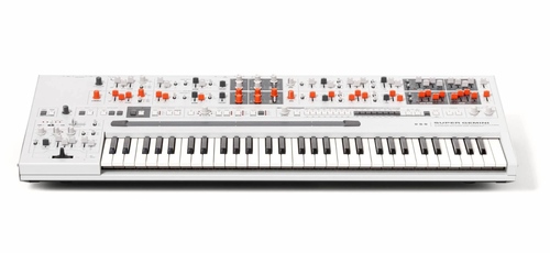 UDO Audio Super 6 Desktop_front down