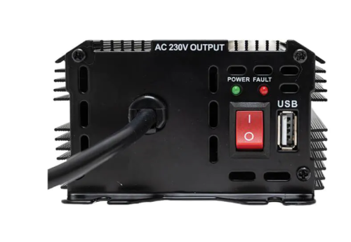 ממיר מתח לרכב 150W מ–12V ל 220V semicom