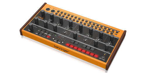 סינטיסייזר Semi Modular אנלוגי עם 3340 VCO, סיקוונסר 32 צעדים ואופציה לשרשור פוליפוני עד 16 קולות