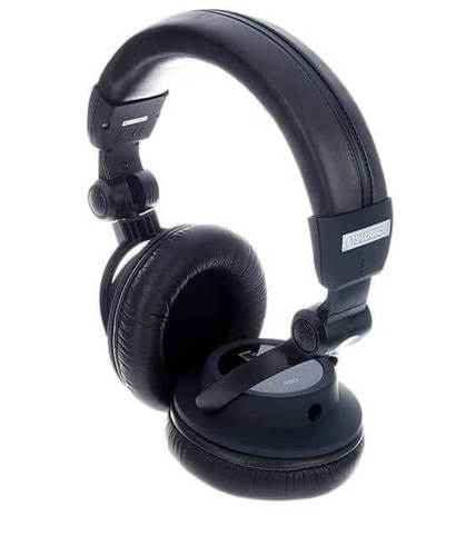 אוזניות אולפן איכותיות Closed-back בטכנולגיית S-Logic Plus עם דרייבר 40mm וכבל נתיק