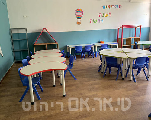 שולחנות מודולריים