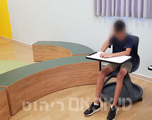 כסא סטודנט