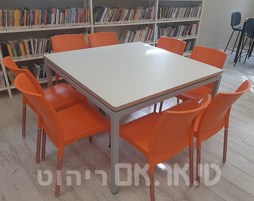 שולחן דגם פרופיל מרובע