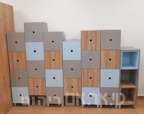 ארונות לוקרים