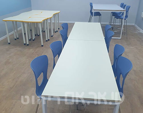 שולחן דגם חלון