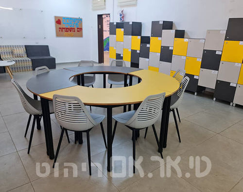 חדר מרוהט