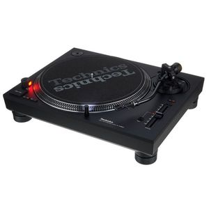 פטיפון הדגל MK7 הנעה ישירה בצבע שחור Technics
